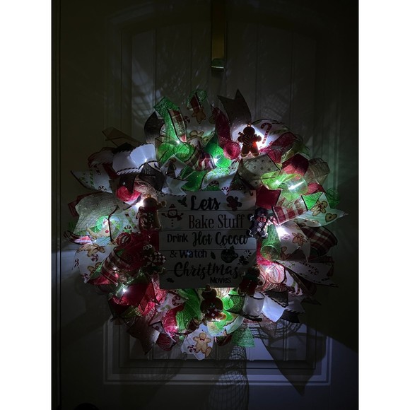 Christmas Gingerbread Man Holiday Ribbon Door Wreath Handmade 22 ins LED W5 - Picture 10 of 10